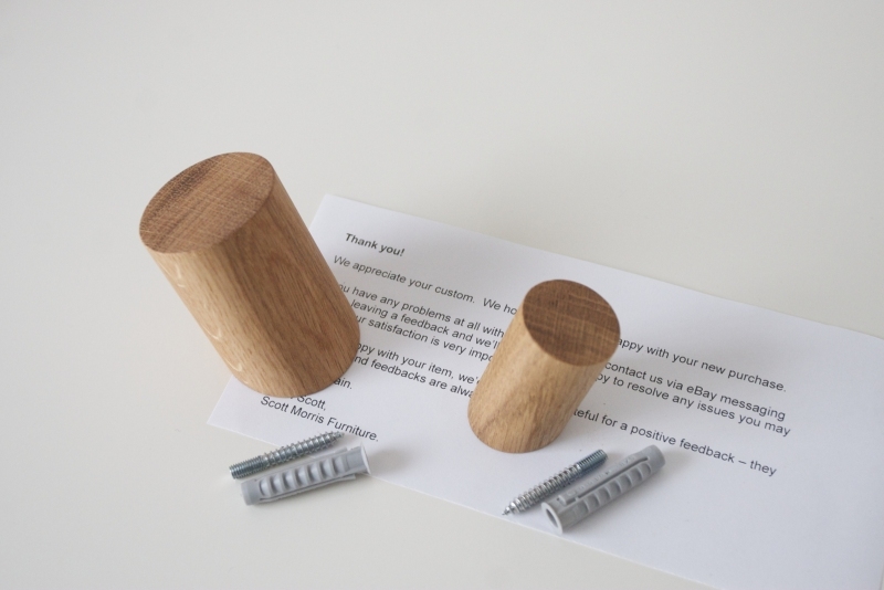 Scott Morris Furniture Round Oak Pegs